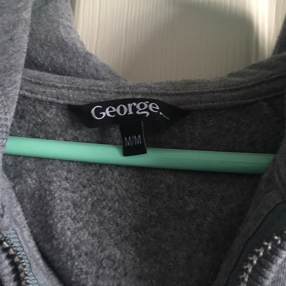 Grey zipper hoodie - Picture 2 of 3